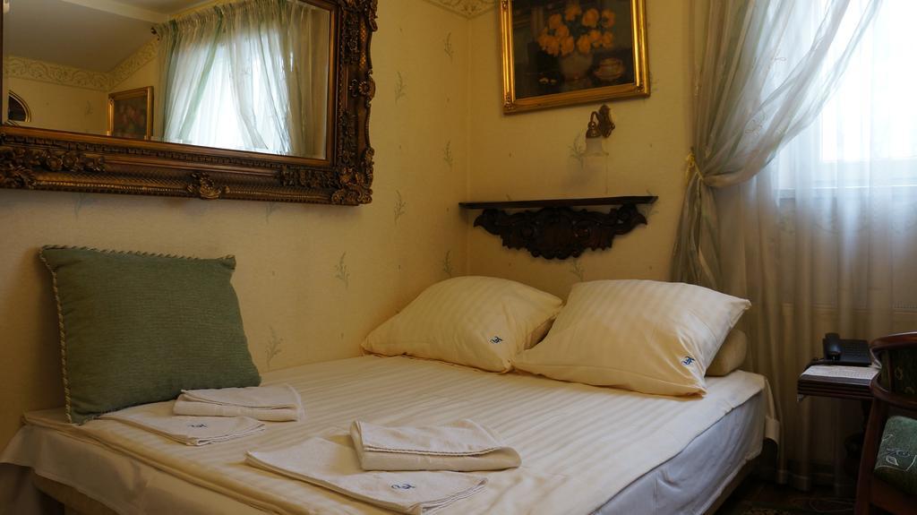 Florian Budget Rooms Cracovie Chambre photo