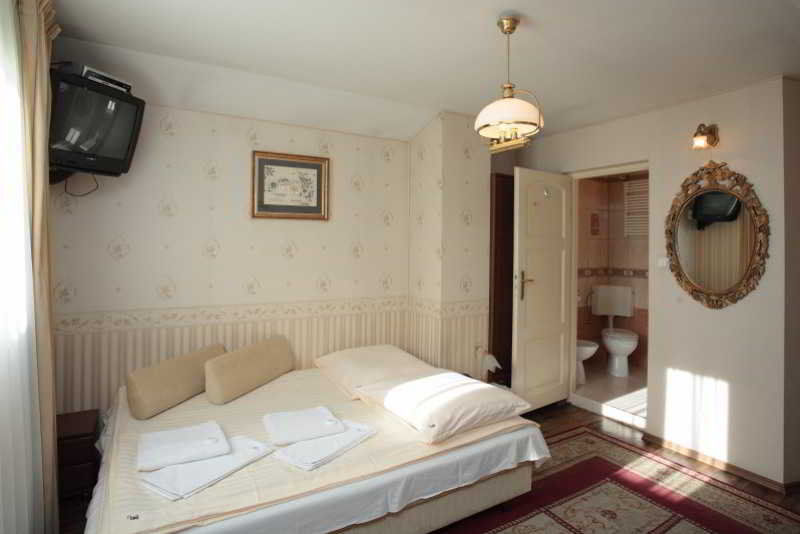 Florian Budget Rooms Cracovie Extérieur photo