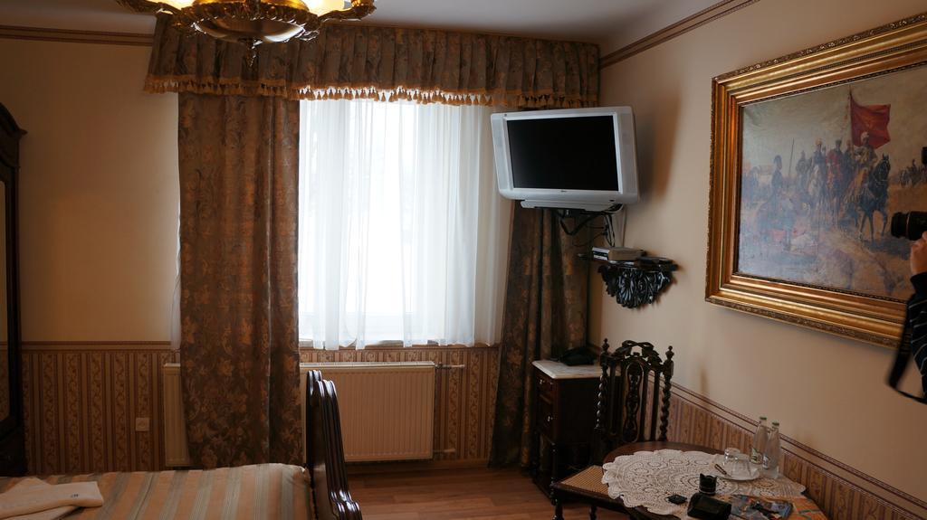 Florian Budget Rooms Cracovie Extérieur photo