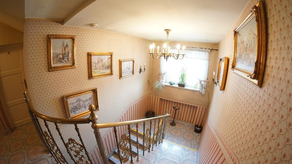 Florian Budget Rooms Cracovie Extérieur photo