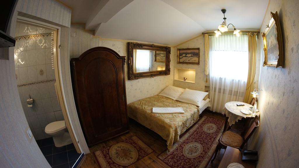 Florian Budget Rooms Cracovie Extérieur photo