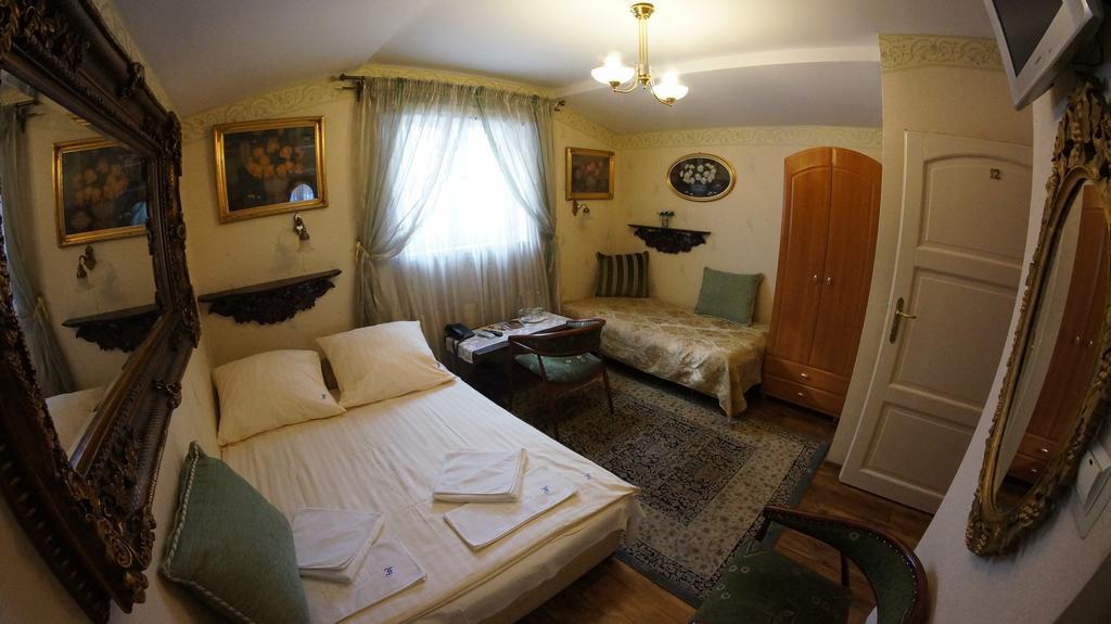 Florian Budget Rooms Cracovie Extérieur photo